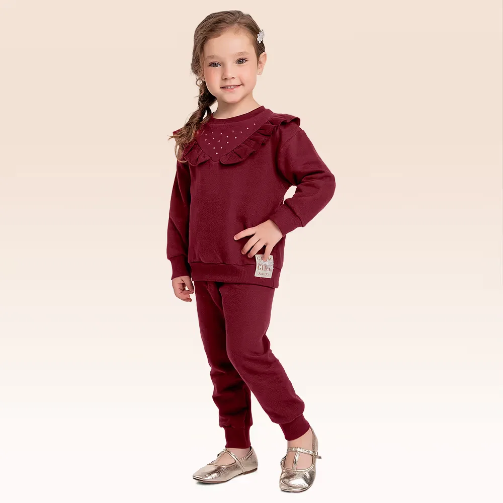 Conjunto blusão e calça em moletom
