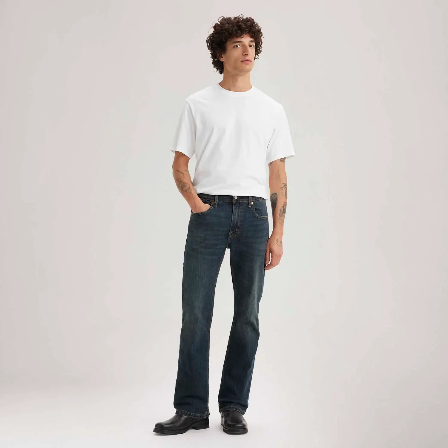 Calça Jeans Levi's® 527® Low Rise Bootcut Lavagem Escura — imagem 1