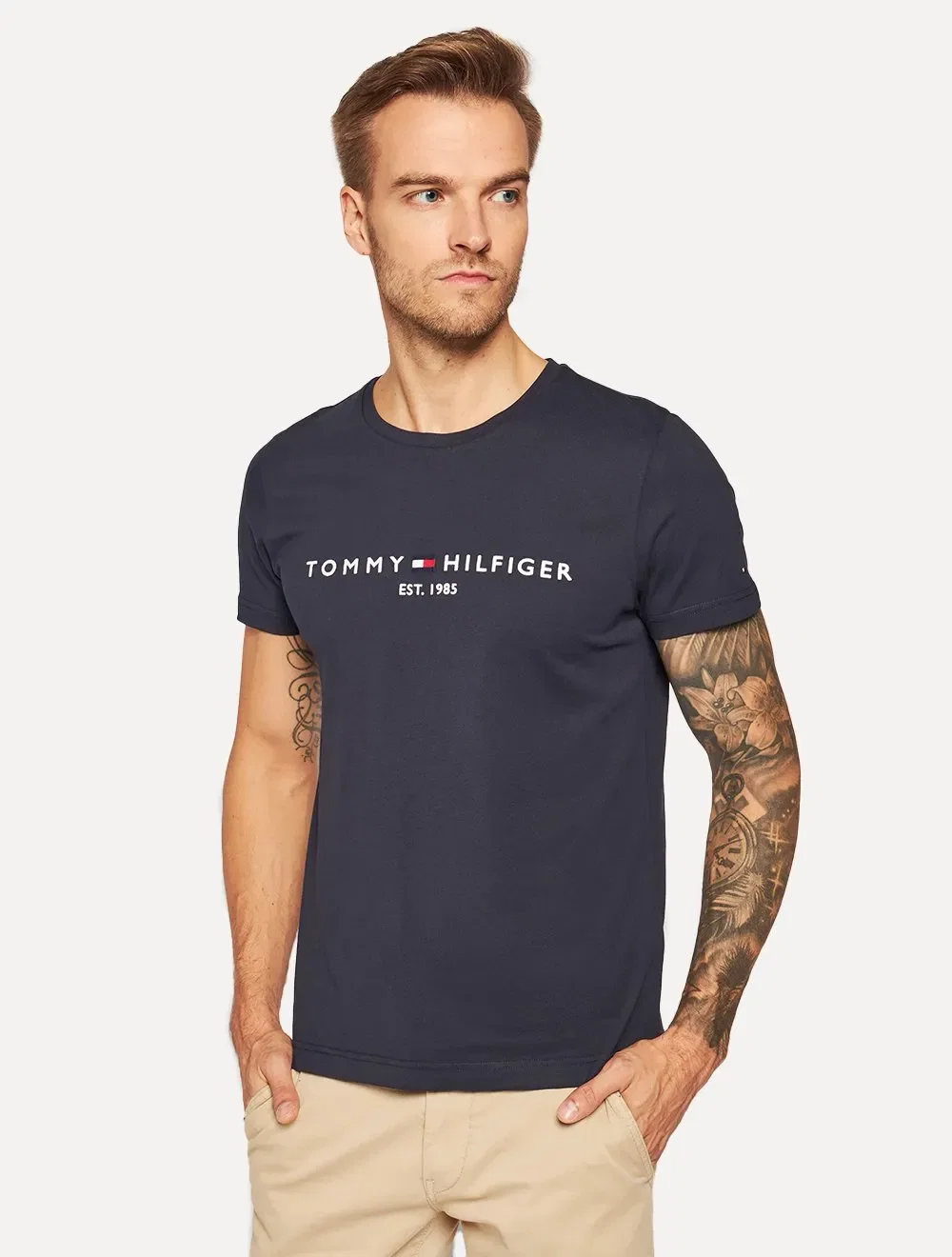 Camiseta Tommy Hilfiger Masculina Core Logo Tee Azul Marinho — imagem 1