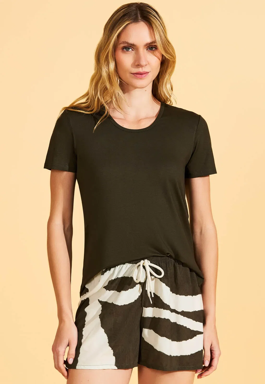 Pijama Manga Curta de Viscose e Shorts Silk Recco