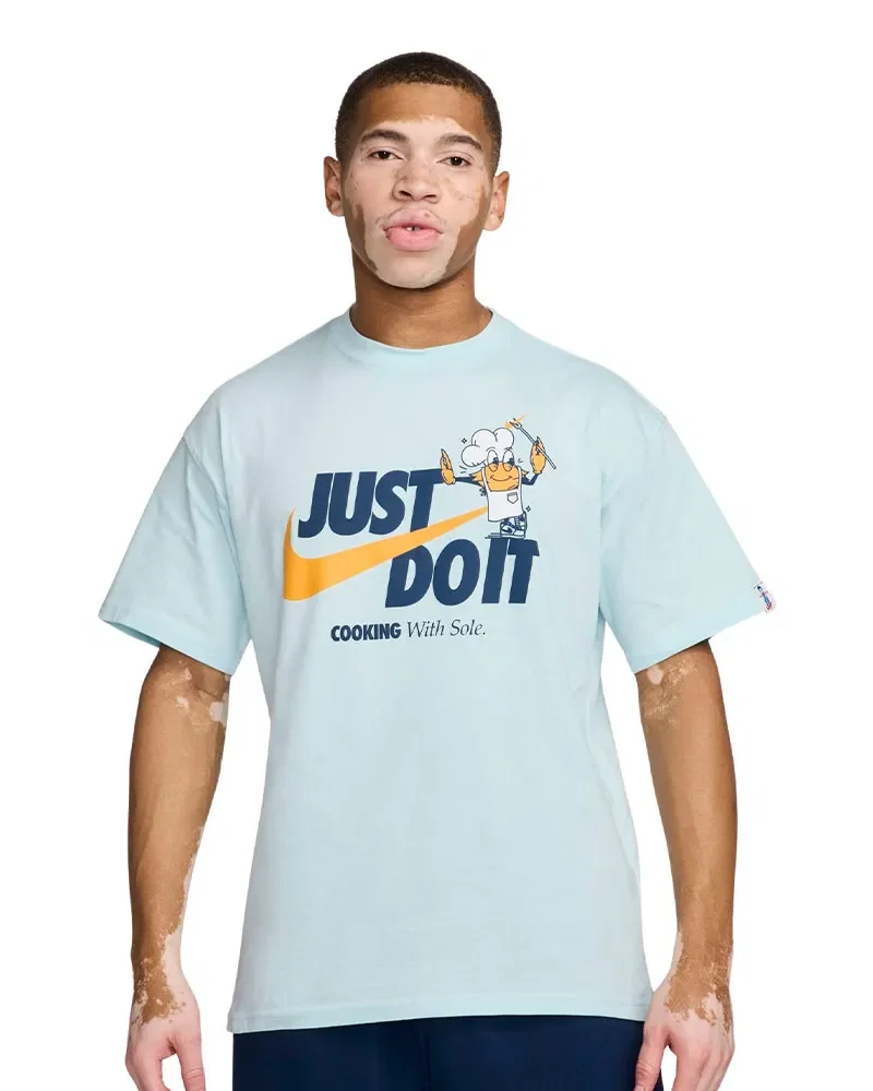 Camiseta Nike Sportswear Unissex