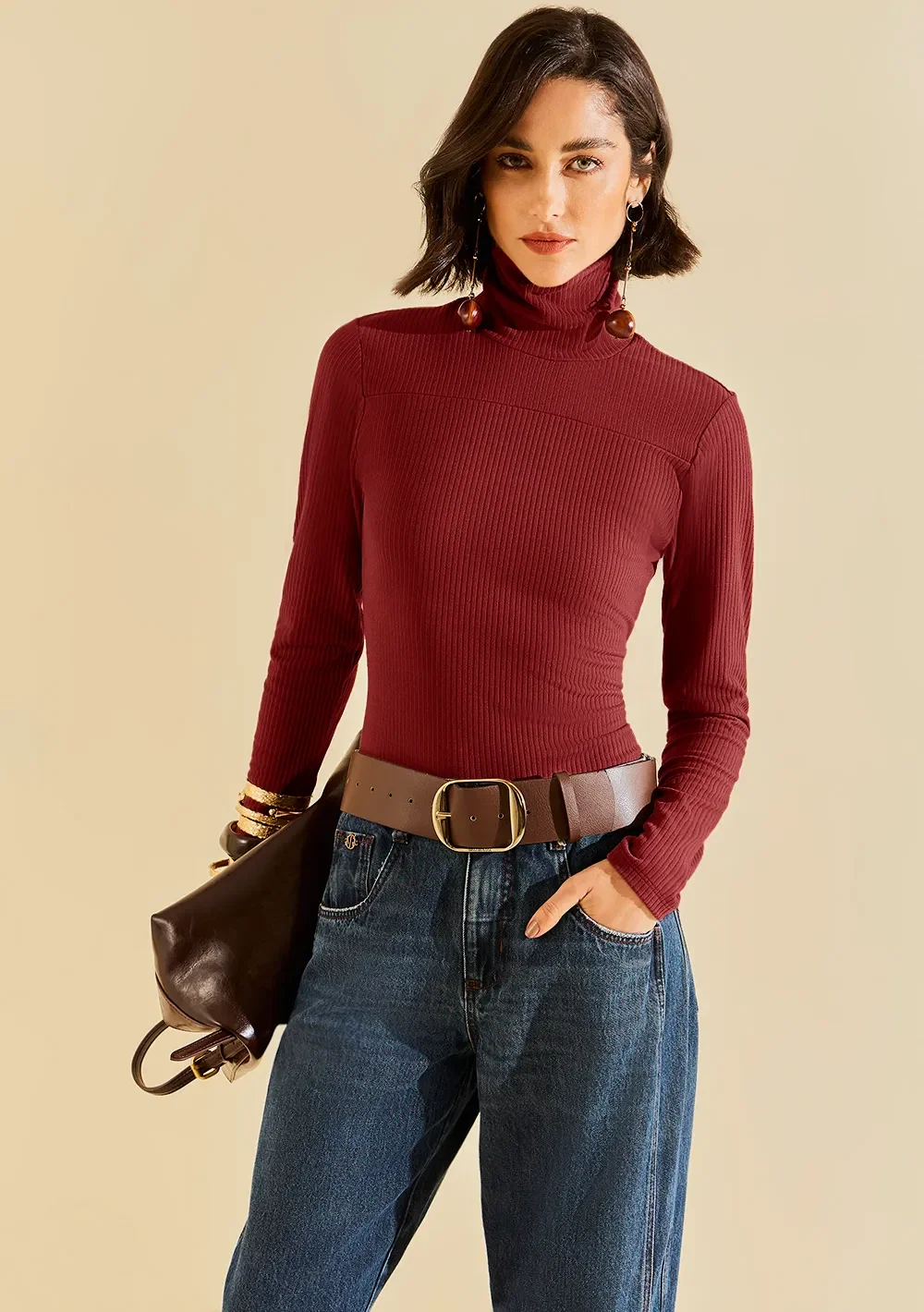 Blusa Morena Rosa Ajustada Gola Alta Manga Longa Padrão Bordo
