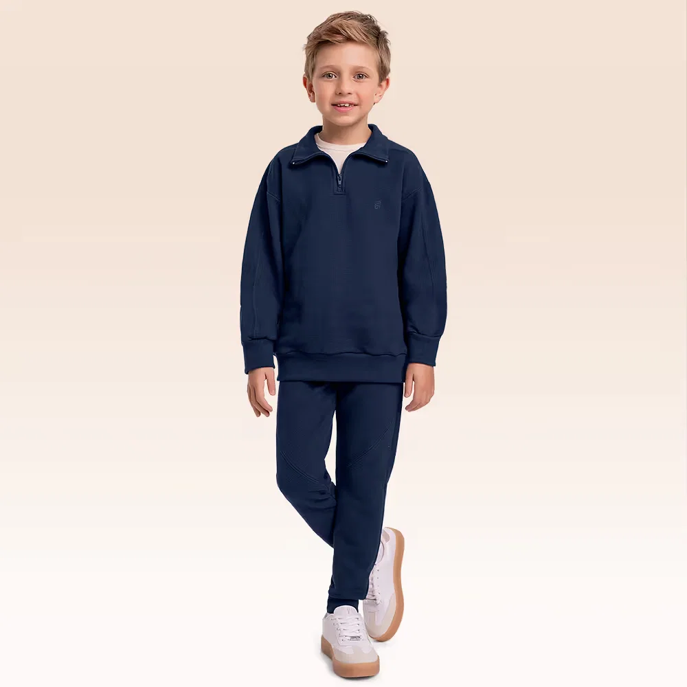 Conjunto blusão e calça em moletom piquet