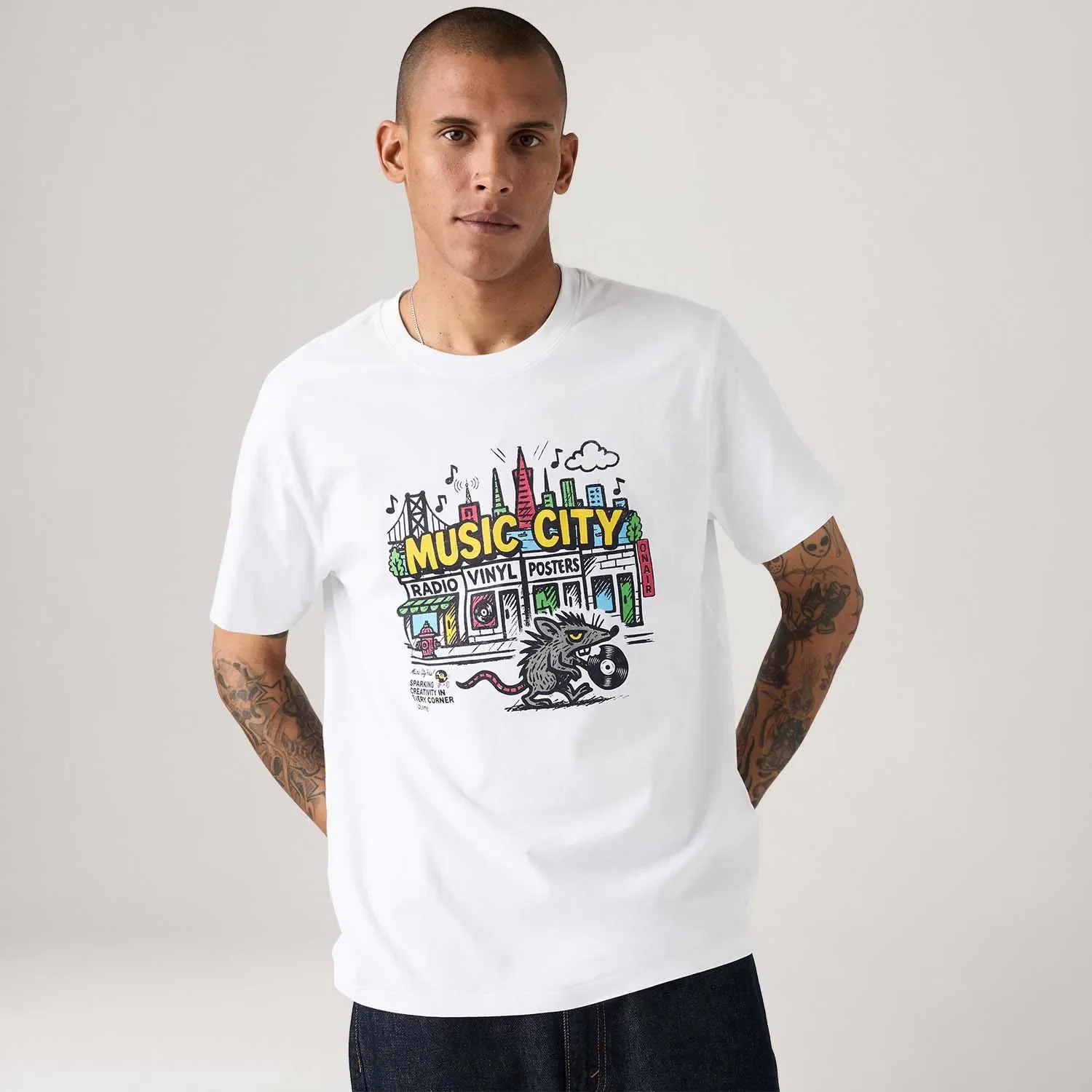 Camiseta Levi's® Relaxed Tee Branca Manga Curta — imagem 1