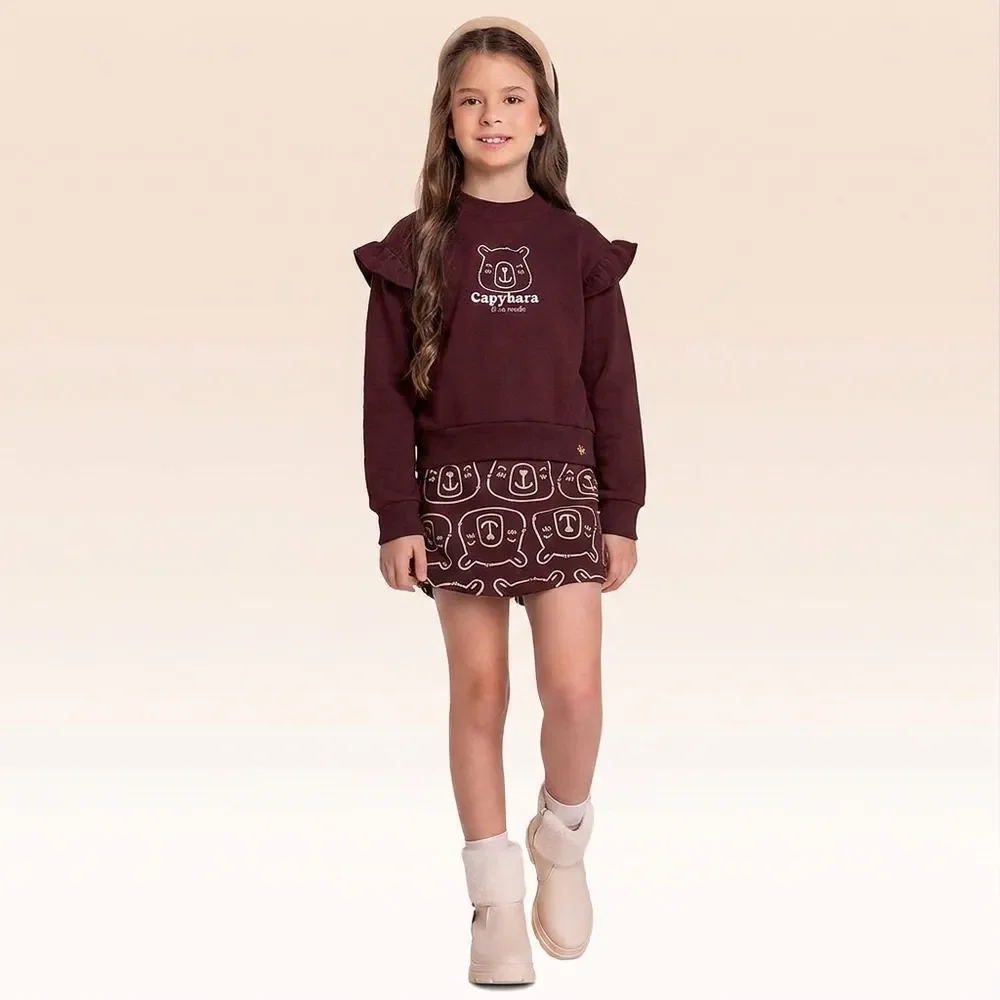 Conjunto blusão e shorts saia