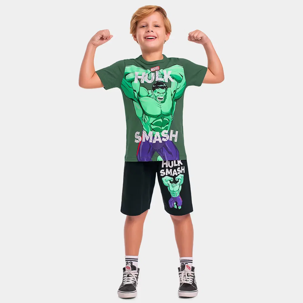 Conjunto camiseta / bermuda Avengers