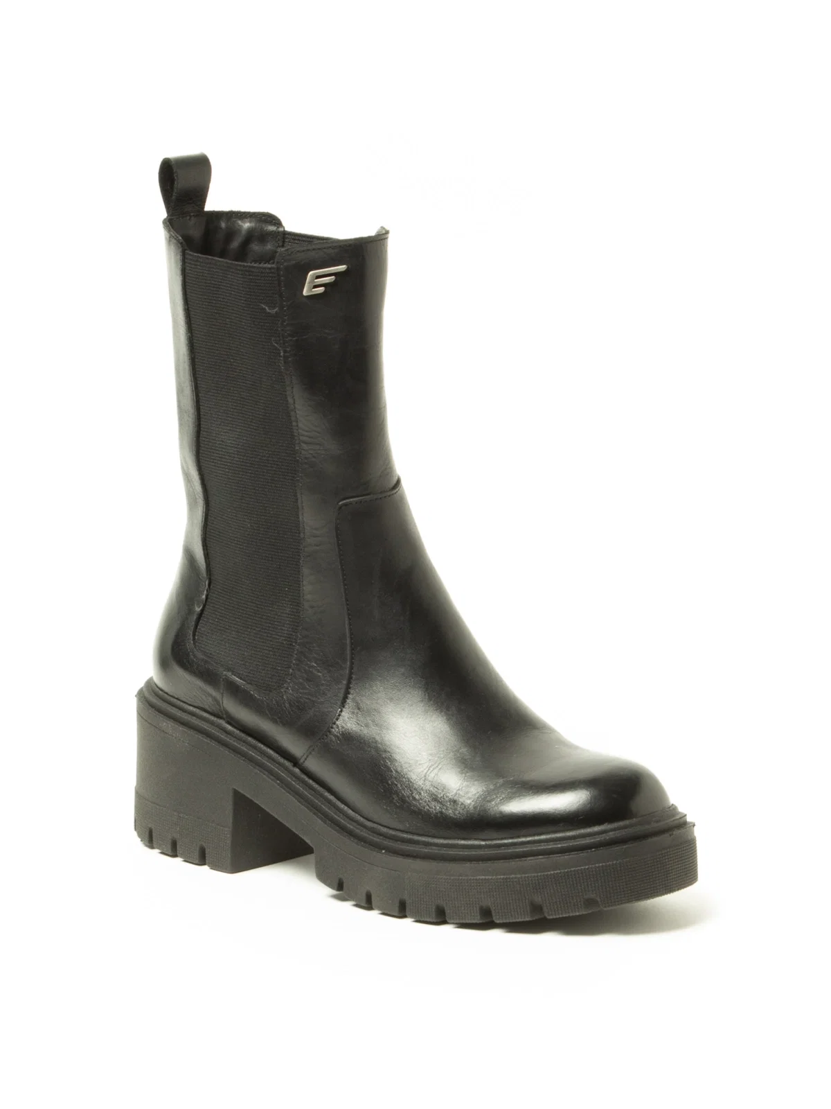 Chelsea Stella Ellus Preto