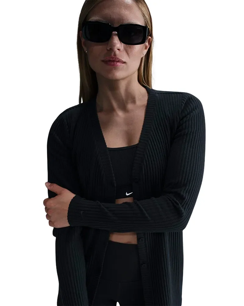 Camiseta Nike Sportswear Chill Knit Feminino — imagem 1