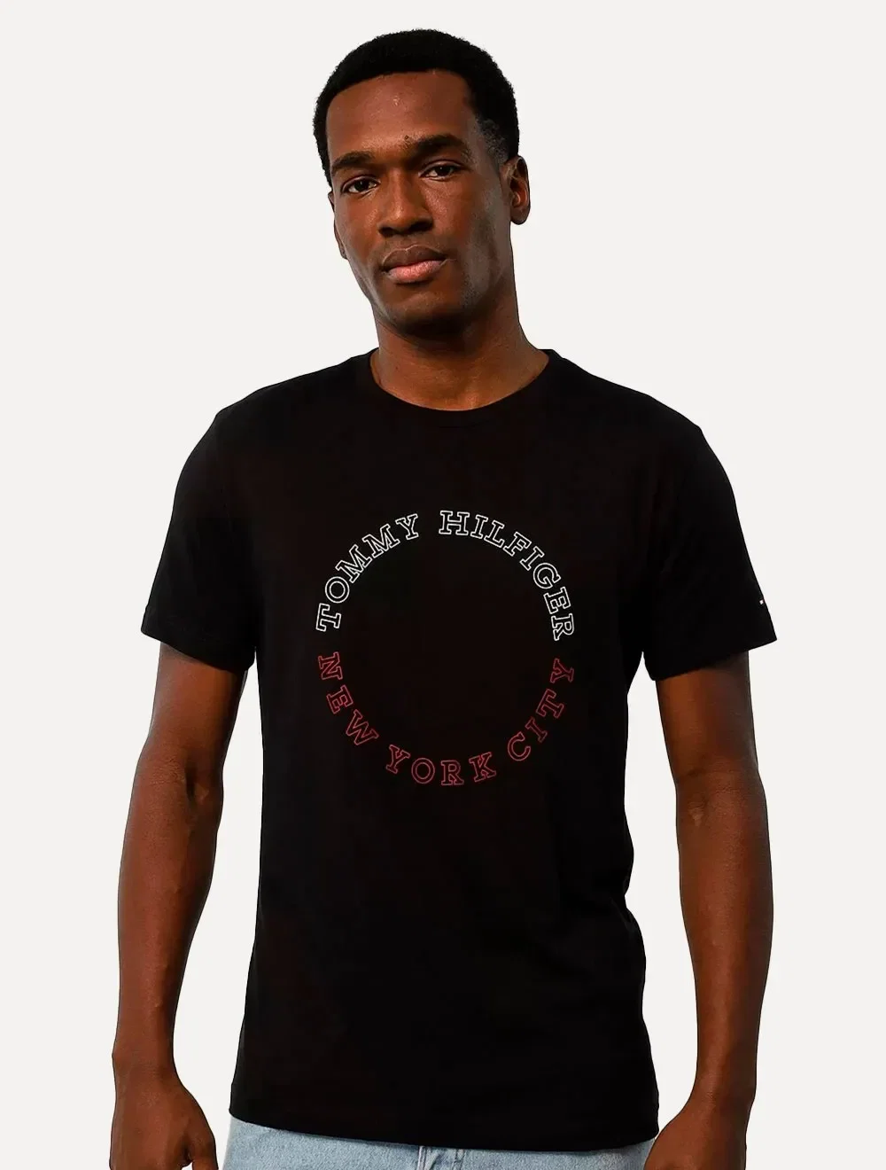 Camiseta Tommy Hilfiger Masculina Monotype Roundle Logo Preta — imagem 1