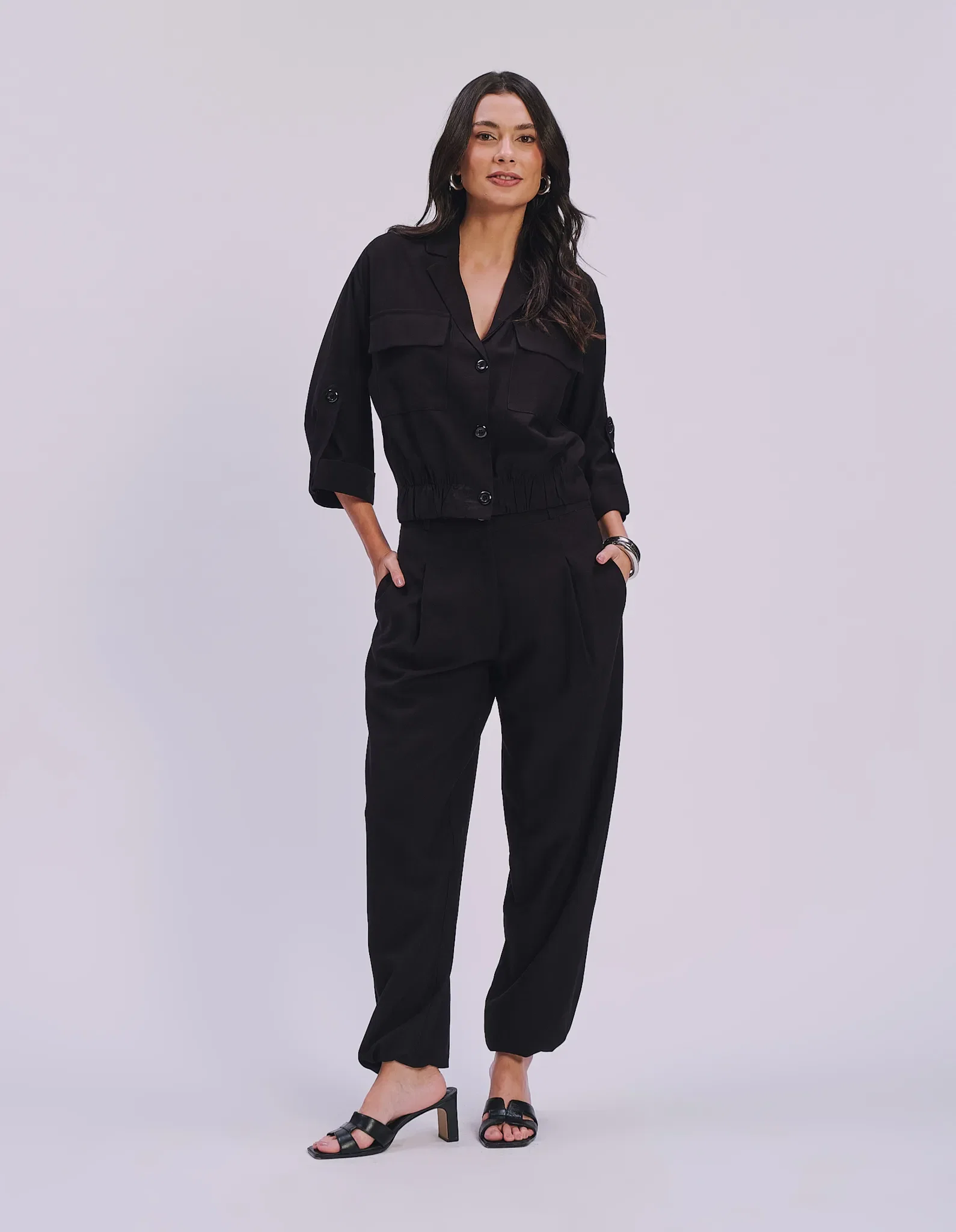 Calça Alfaiataria Barra Ajustável - Preto — imagem 1