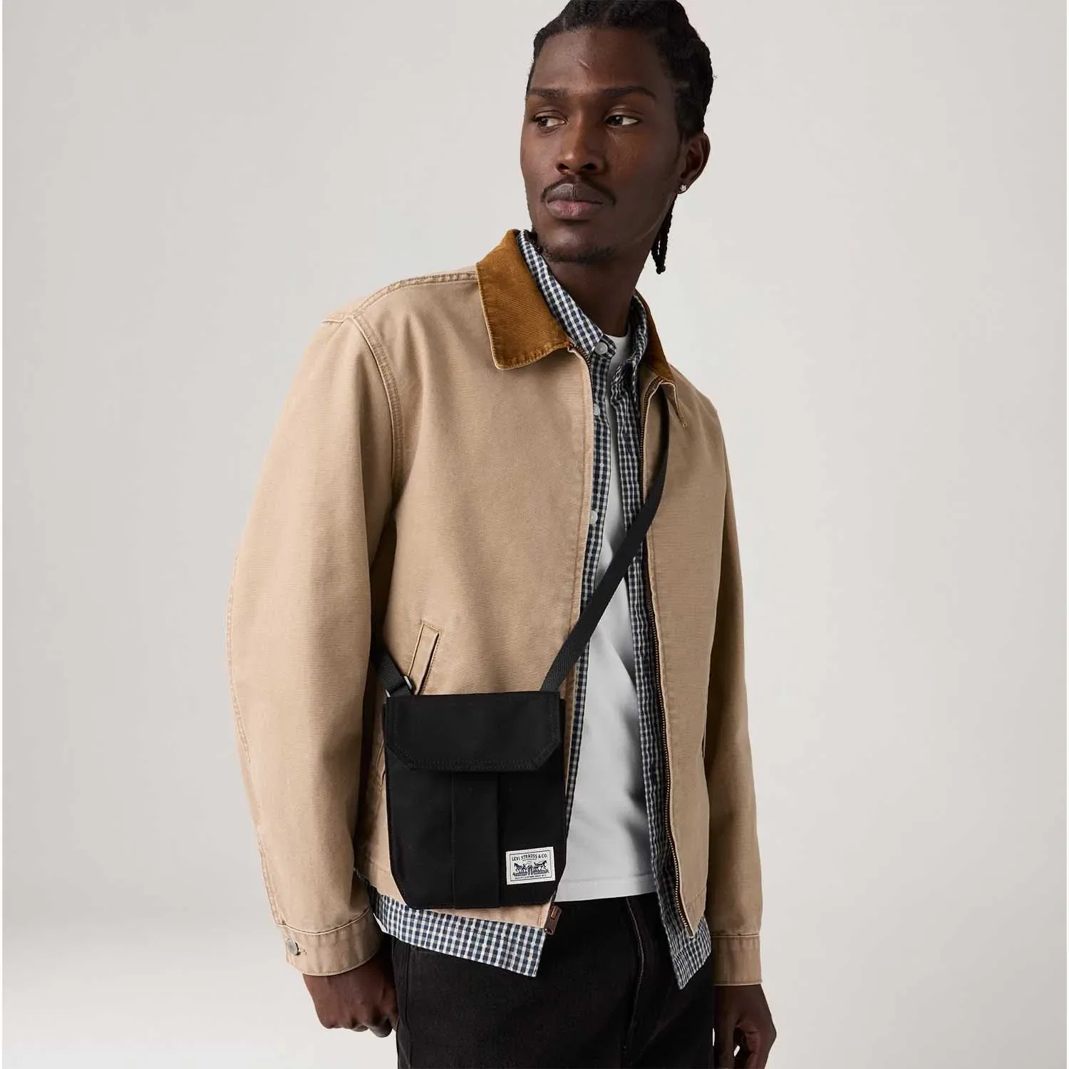 Bolsa Levi's®Crossbody Duboce Pouch Preta