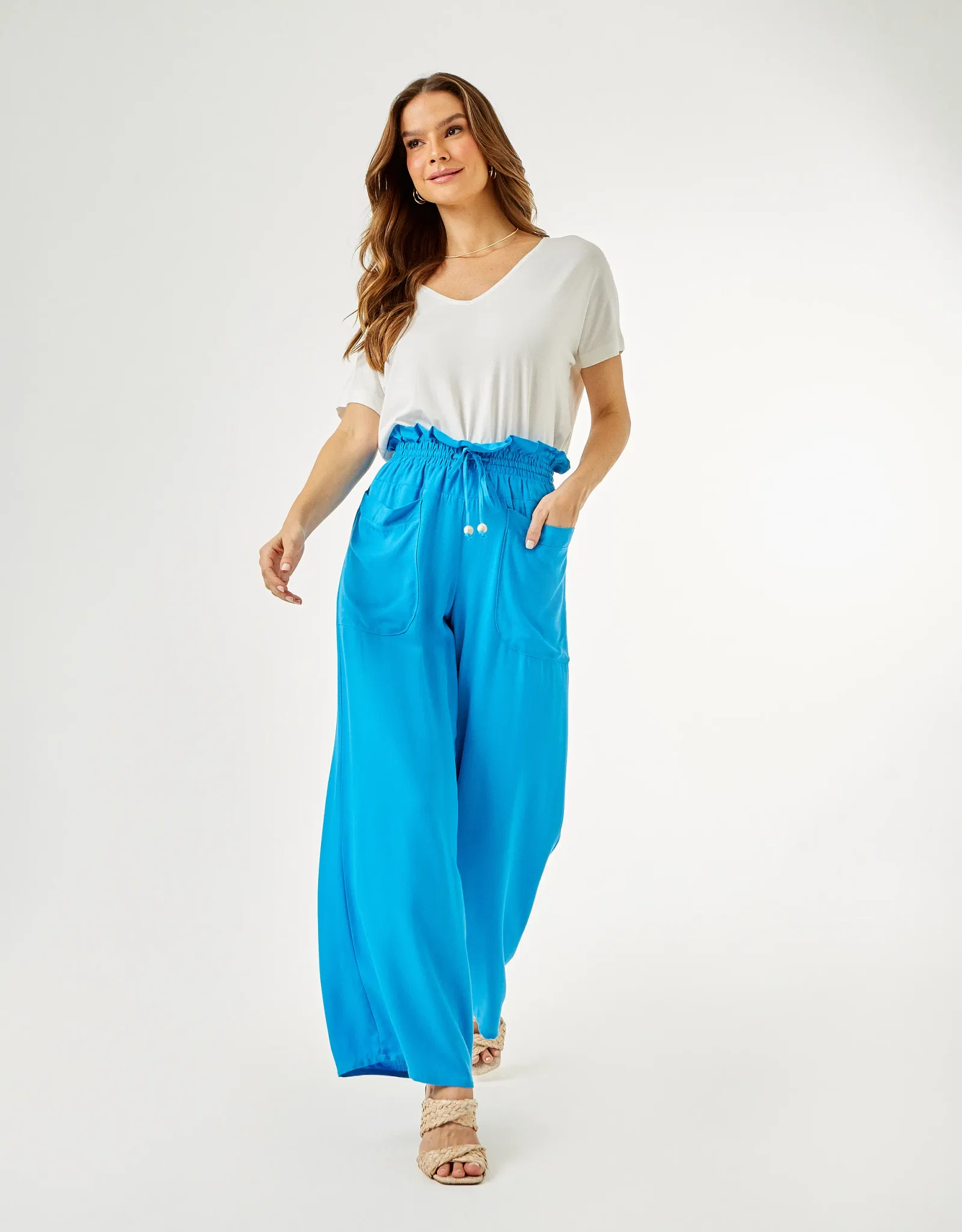 Calça Reta Bolso Quadrado - Azul — imagem 1