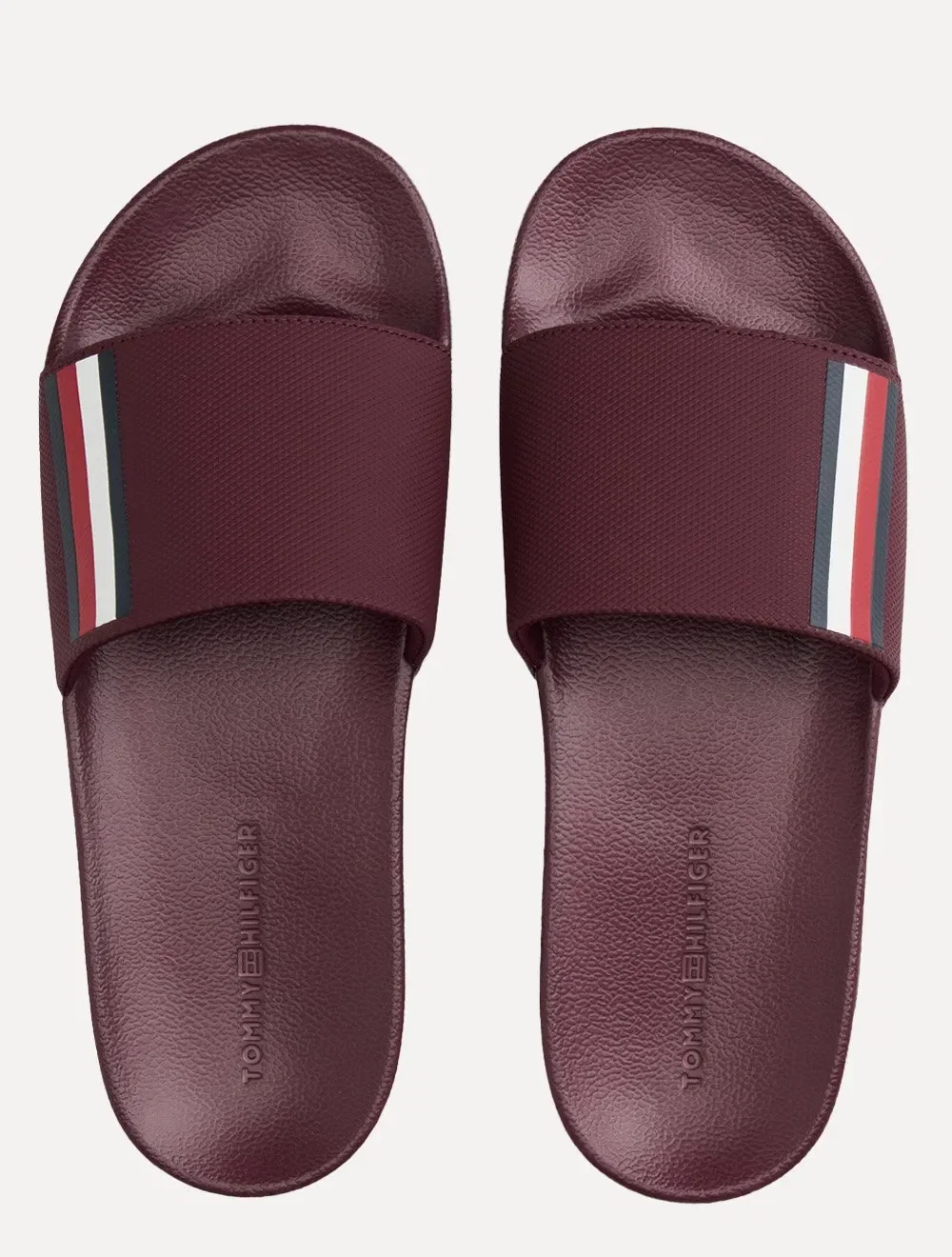 Chinelo Tommy Hilfiger Masculino Corp. Textured Pool Slide Vinho Escuro
