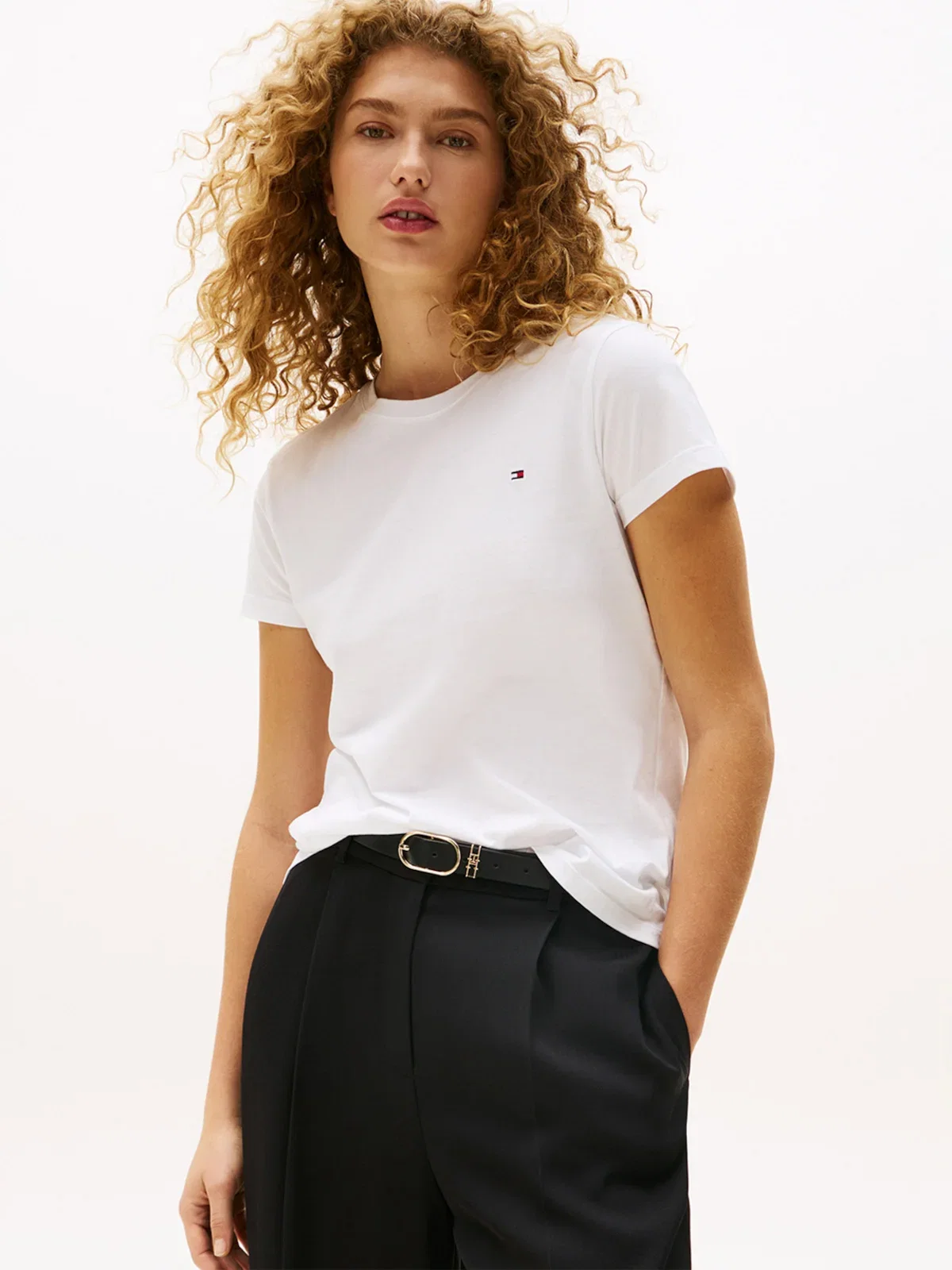 Camiseta TOMMY HILFIGER Clássica Gola C — imagem 1