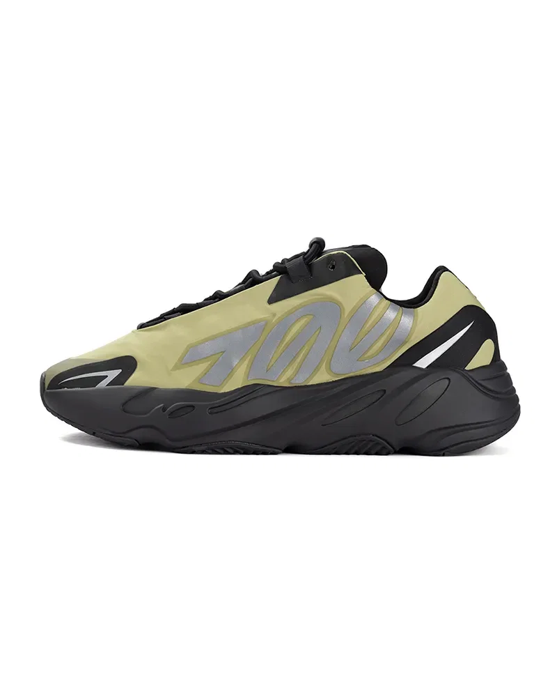 Tênis adidas Yeezy 700 MNVN