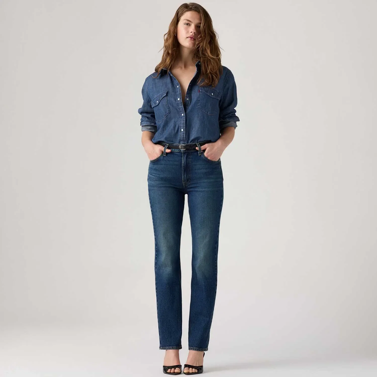 Calça Jeans Levi's® Ribcage Slim Lavagem Média — imagem 1