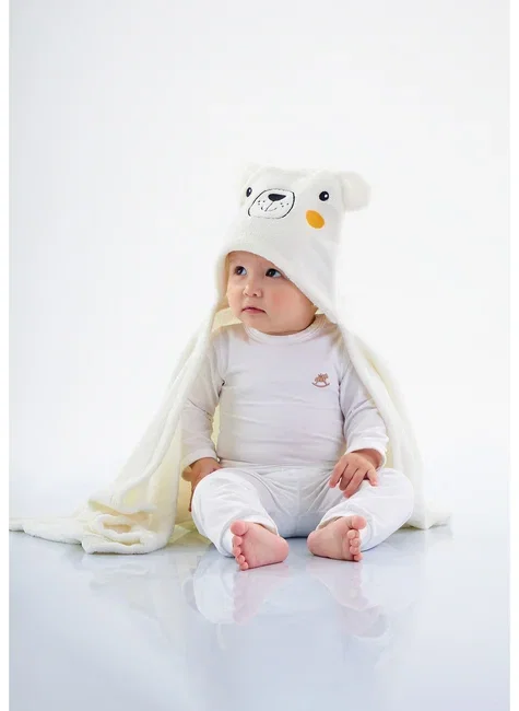 Manta em Pelo Sintético (Off White)