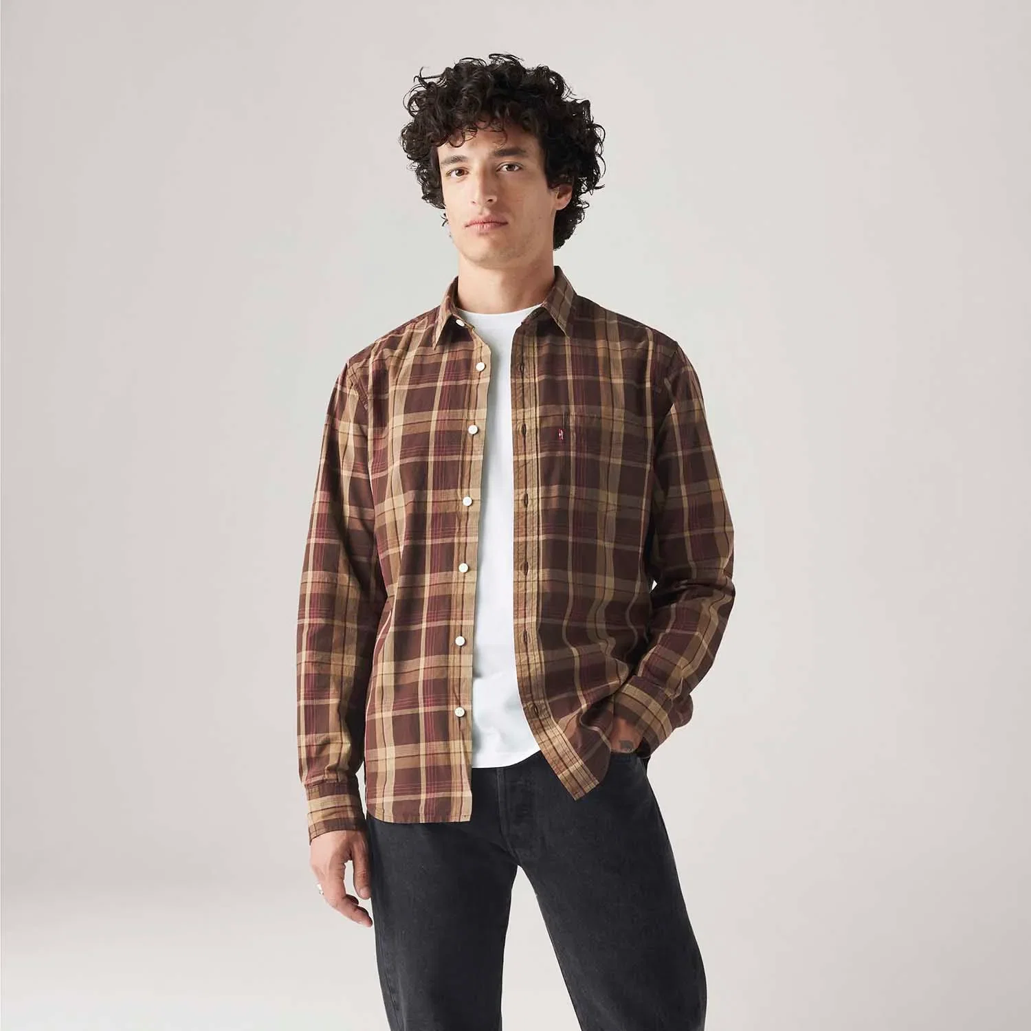 Camisa Levi's® Classic Standard Xadrez Marrom com Bolso — imagem 1