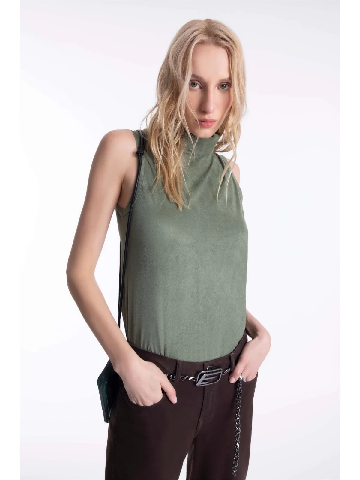 Blusa Jersey Leather Sleeveless Verde Oliva — imagem 1