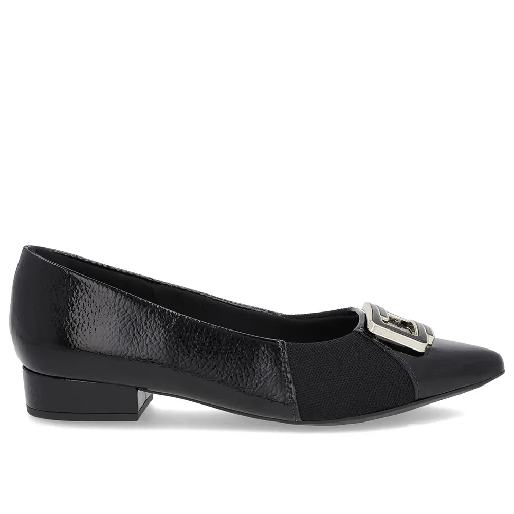 Scarpin Preto Verniz Bico Fino Enfeite — imagem 1