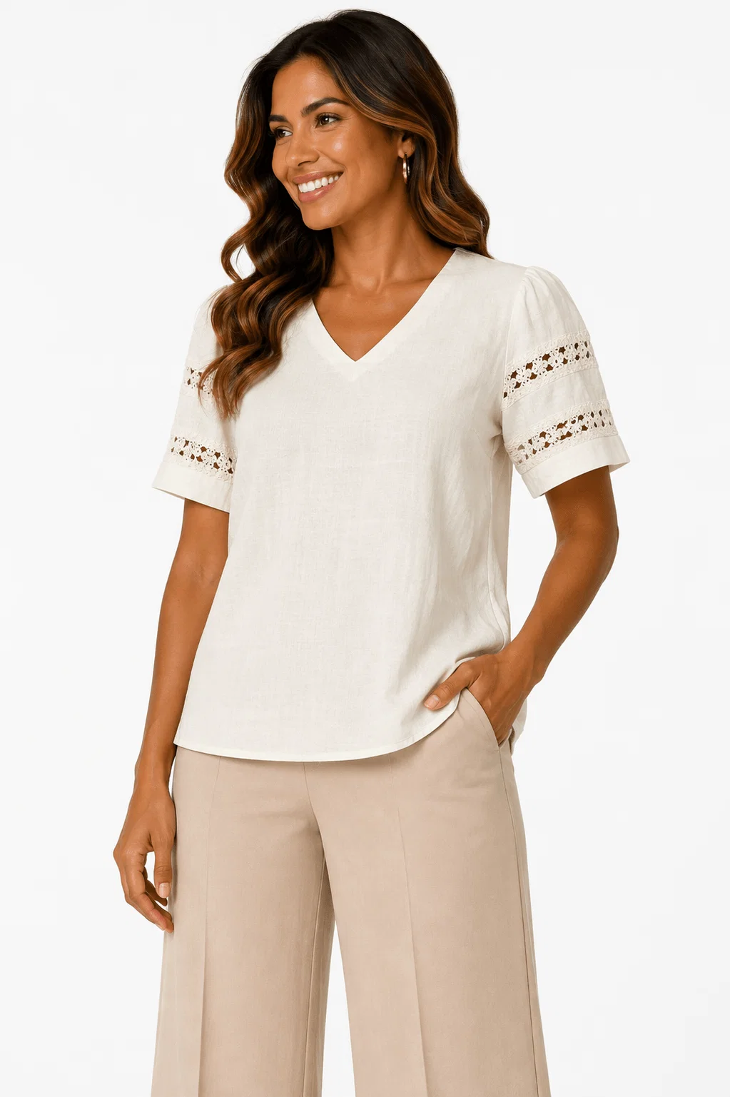 Blusa Manga Curta Detalhe Recortes Renda - Branco