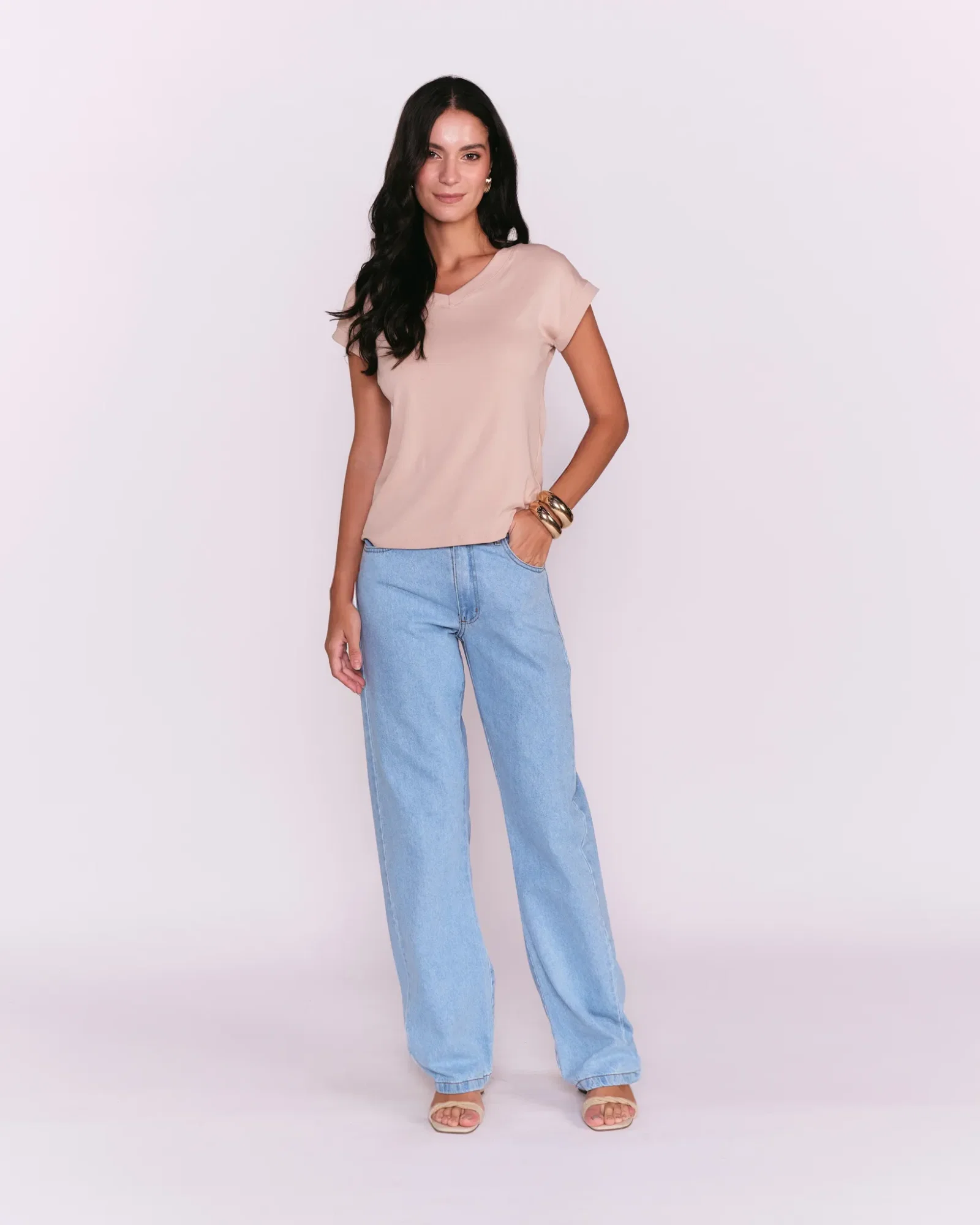 Blusa Básica Decote v Manga Curta - Bege — imagem 1