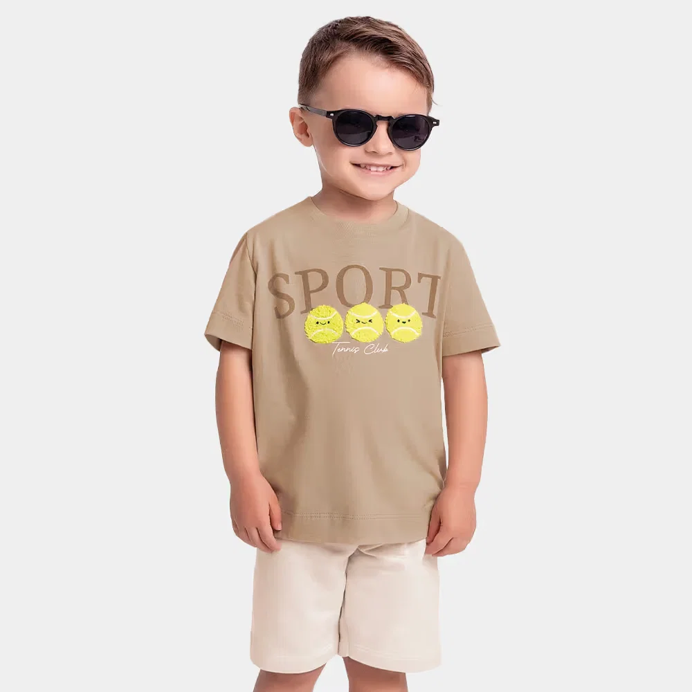 Conjunto camiseta esporte com bordado em chenille e bermuda em moletinho — imagem 1