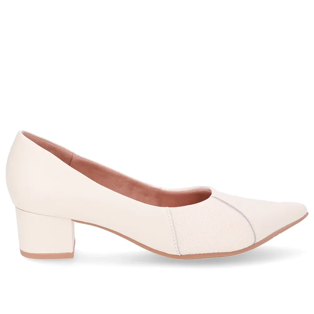 Scarpin Couro Branco Marfim Bico Fino Lateral Tecido — imagem 1