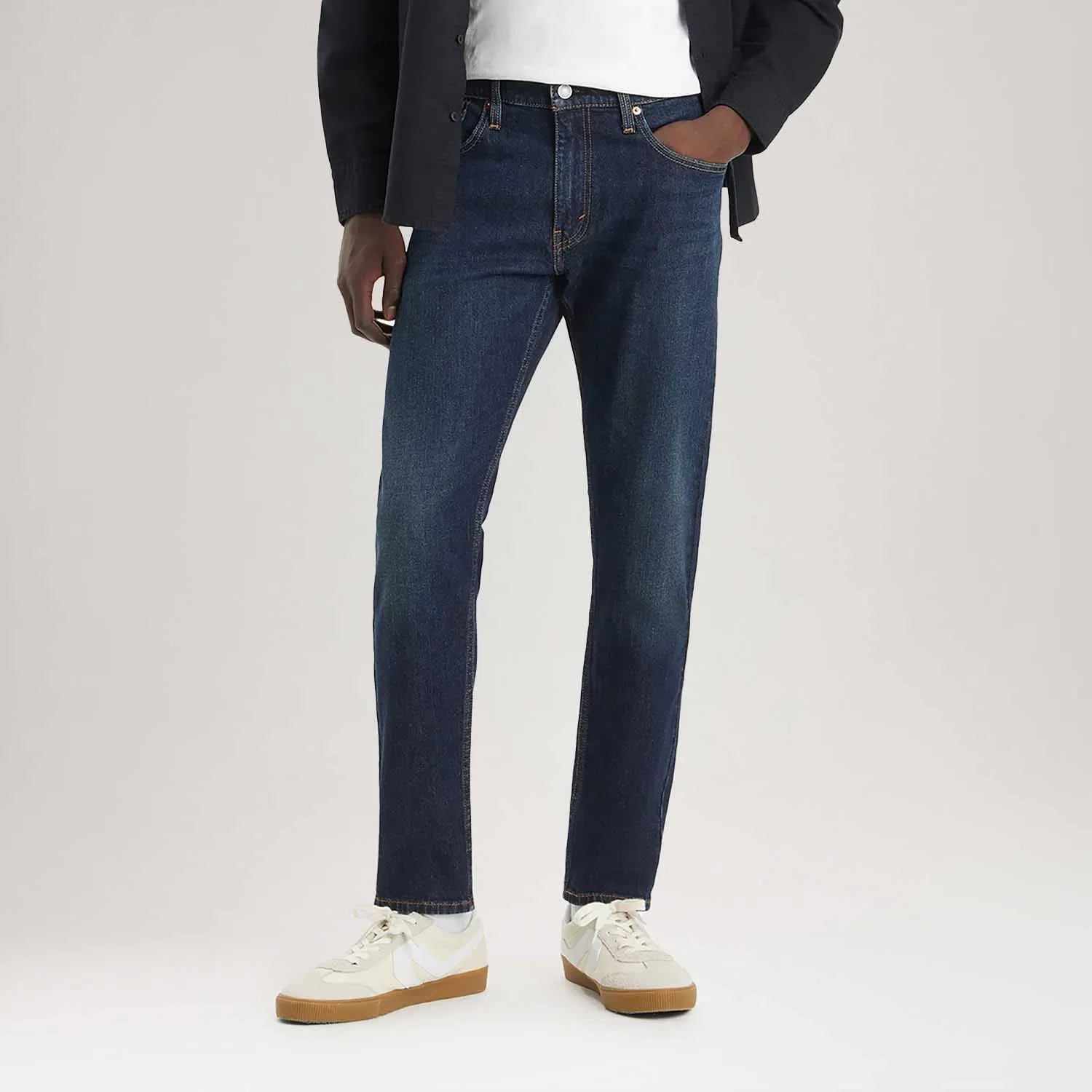 Calça Jeans Levi's® 512® Slim Taper Lavagem Escura — imagem 1