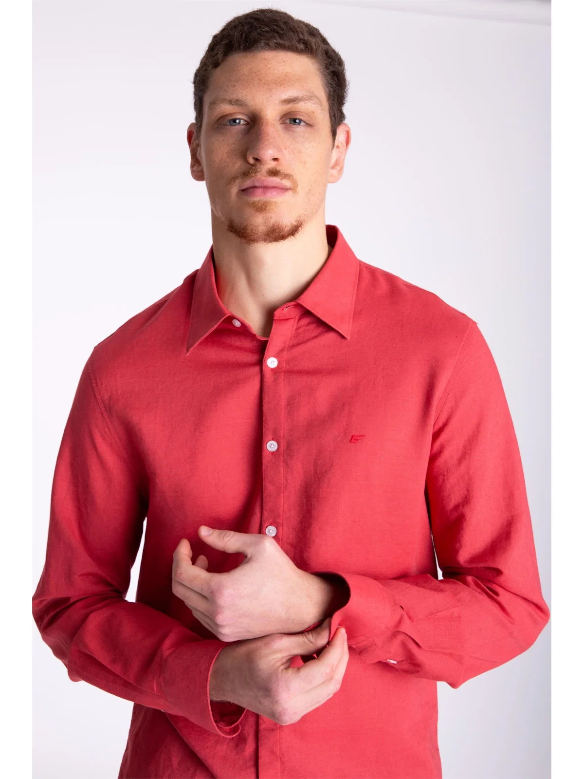 Camisa Linho Classic Anatomic Cereja Aia