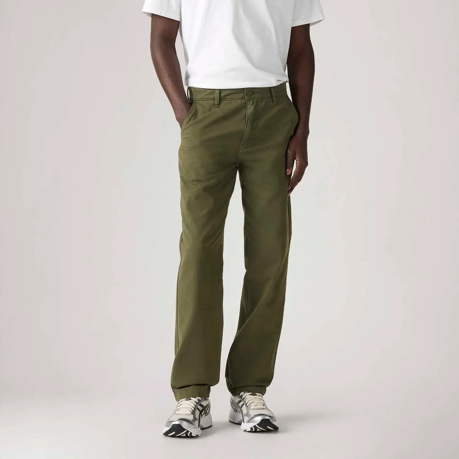 Calça Levi's® XX Chino Authentic Relaxed Verde — imagem 1