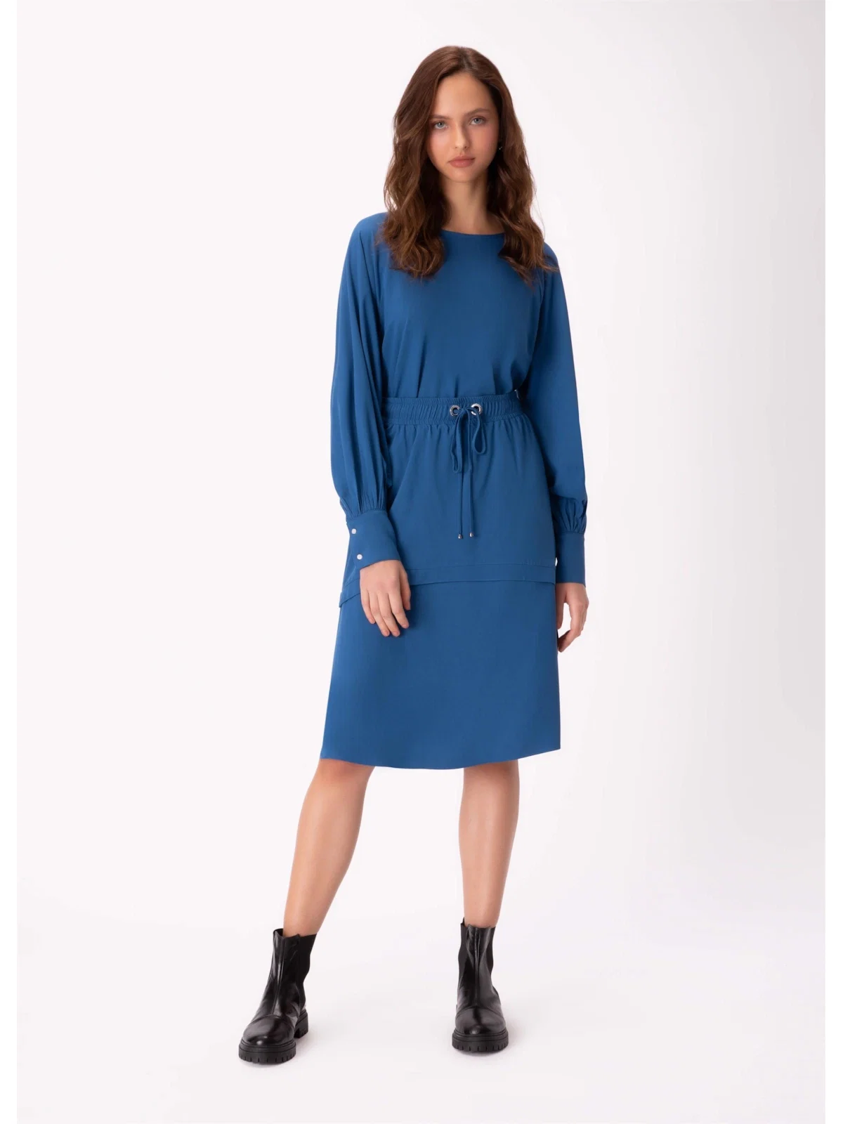Saia Visco Twill Midi Azul Pervante — imagem 1