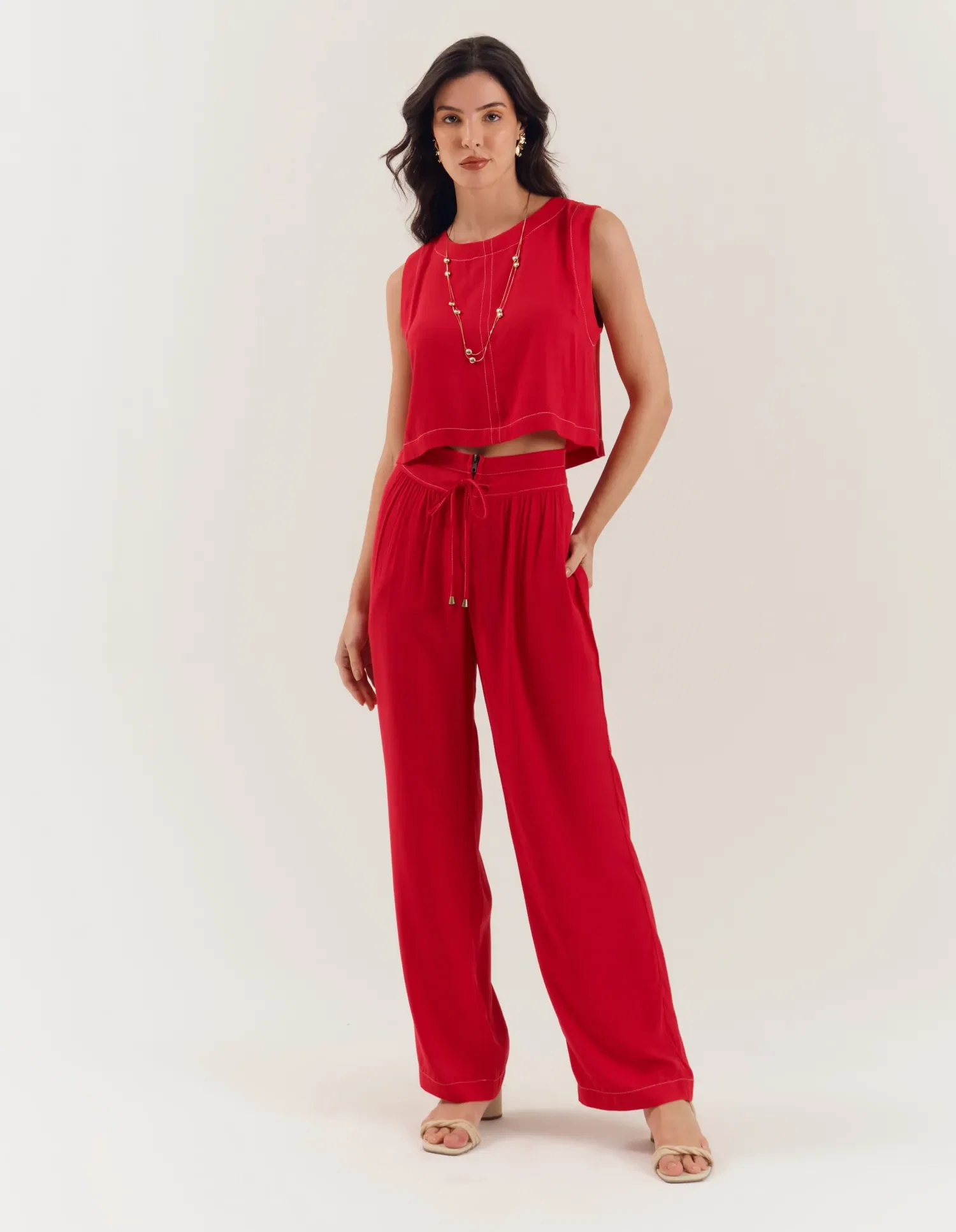 Calça Pala Recortes - Vermelho — imagem 1