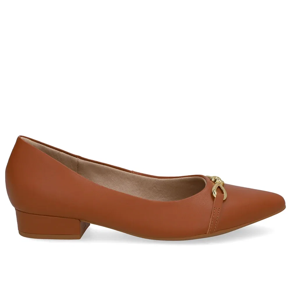 Scarpin Marrom Bico Fino Enfeite Top — imagem 1