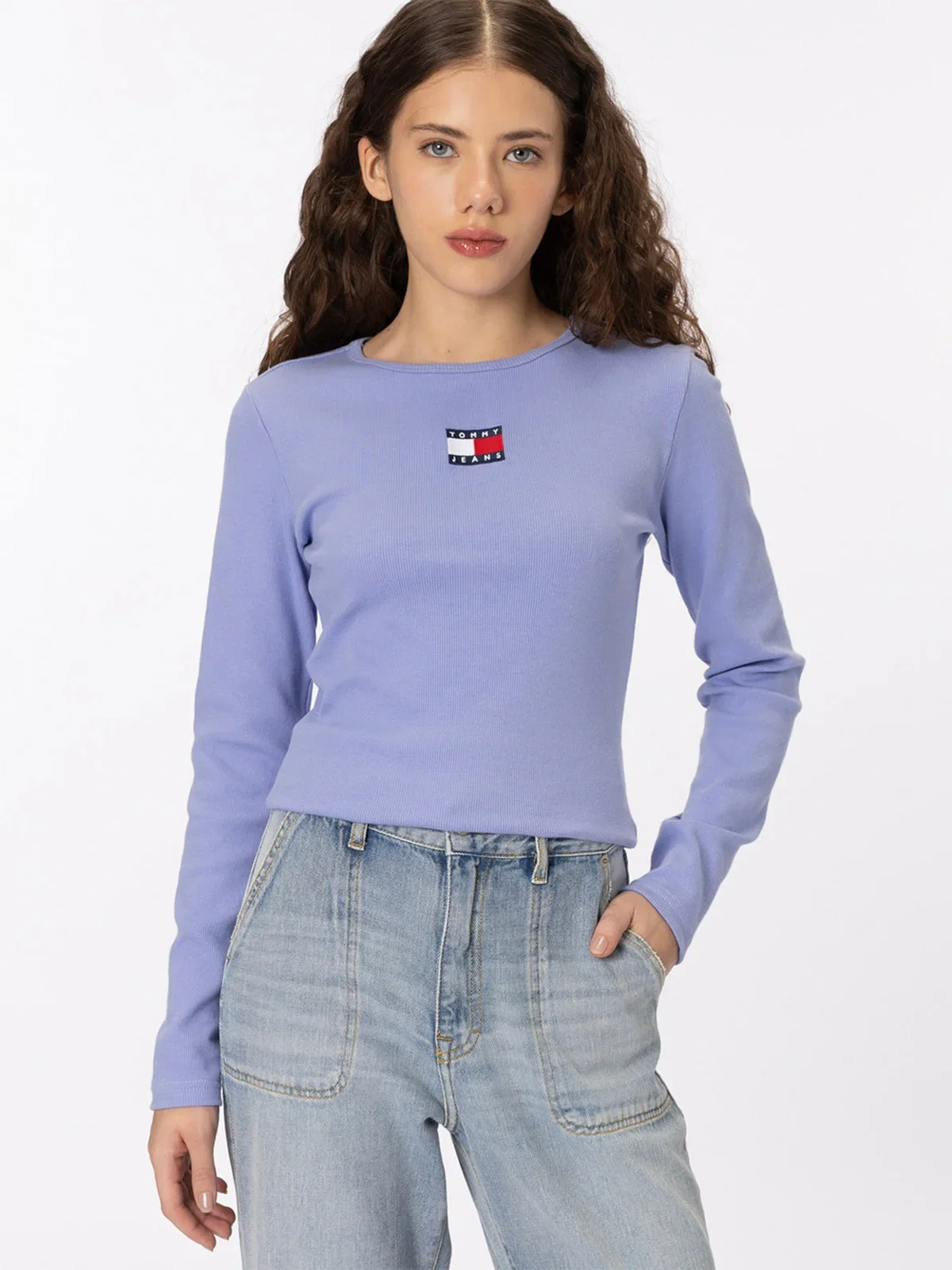 Camiseta Tommy Badge Slim de Manga Longa — imagem 1