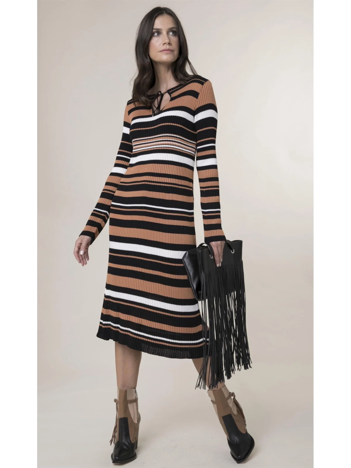 Vestido Listras Saia Dupla Preto — imagem 1