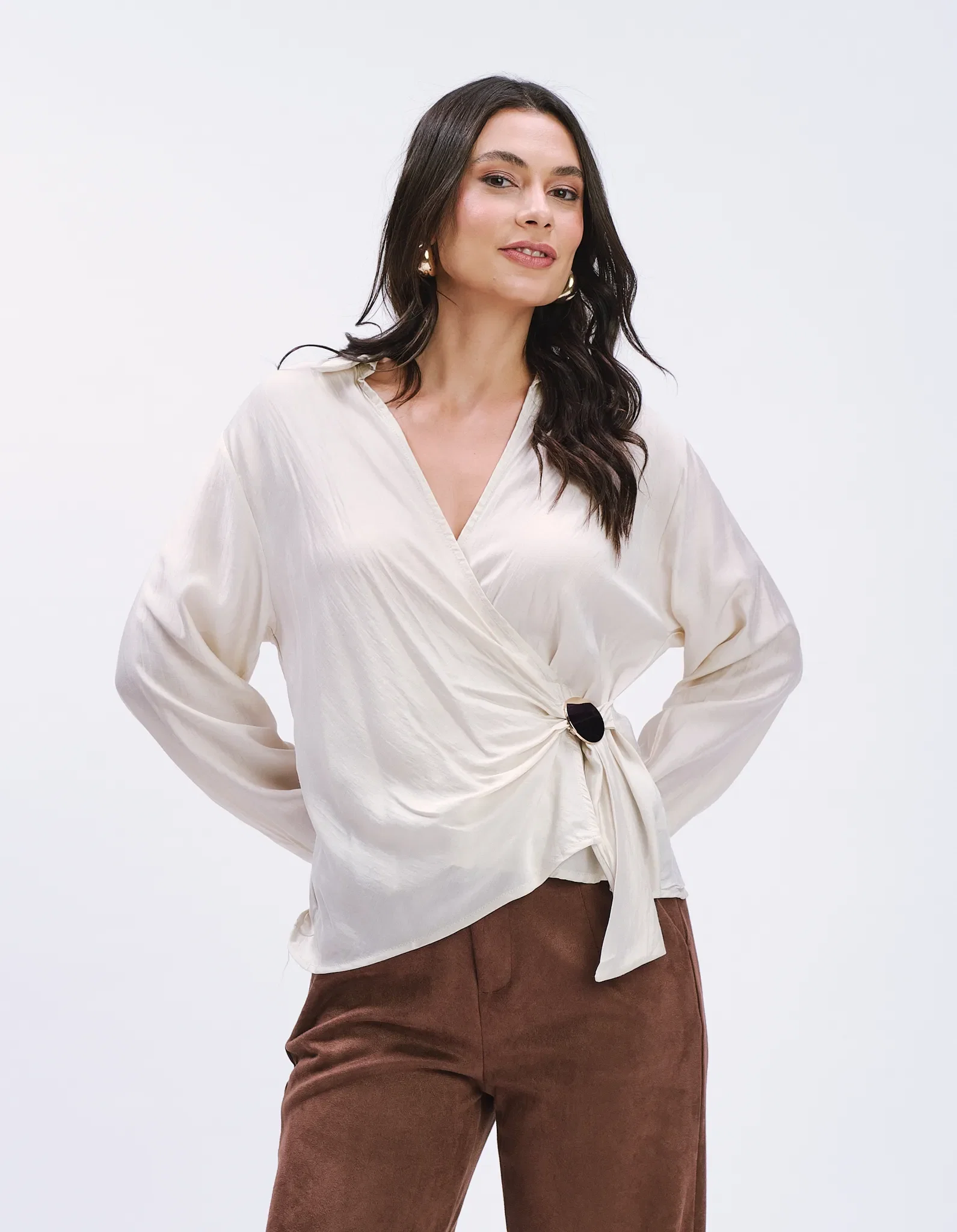 Camisa Cachecouer Detalhe Fivela - Bege