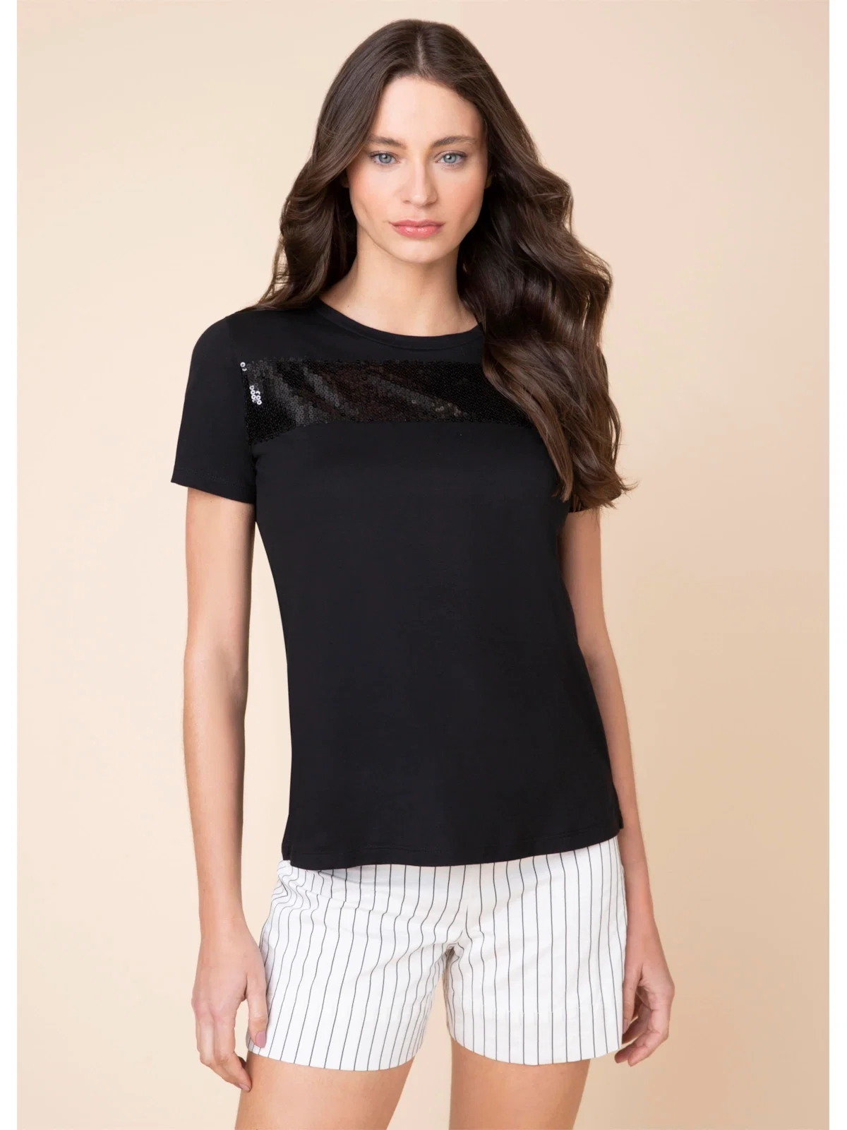 T-Shirt Paetê Gode Preto — imagem 1