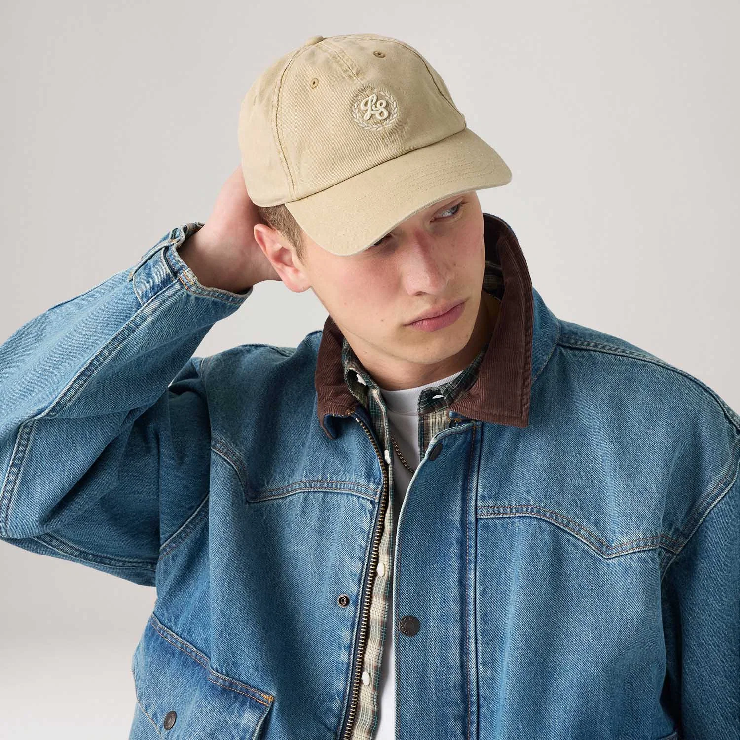 Boné Levi's® Varsity Baseball Bege