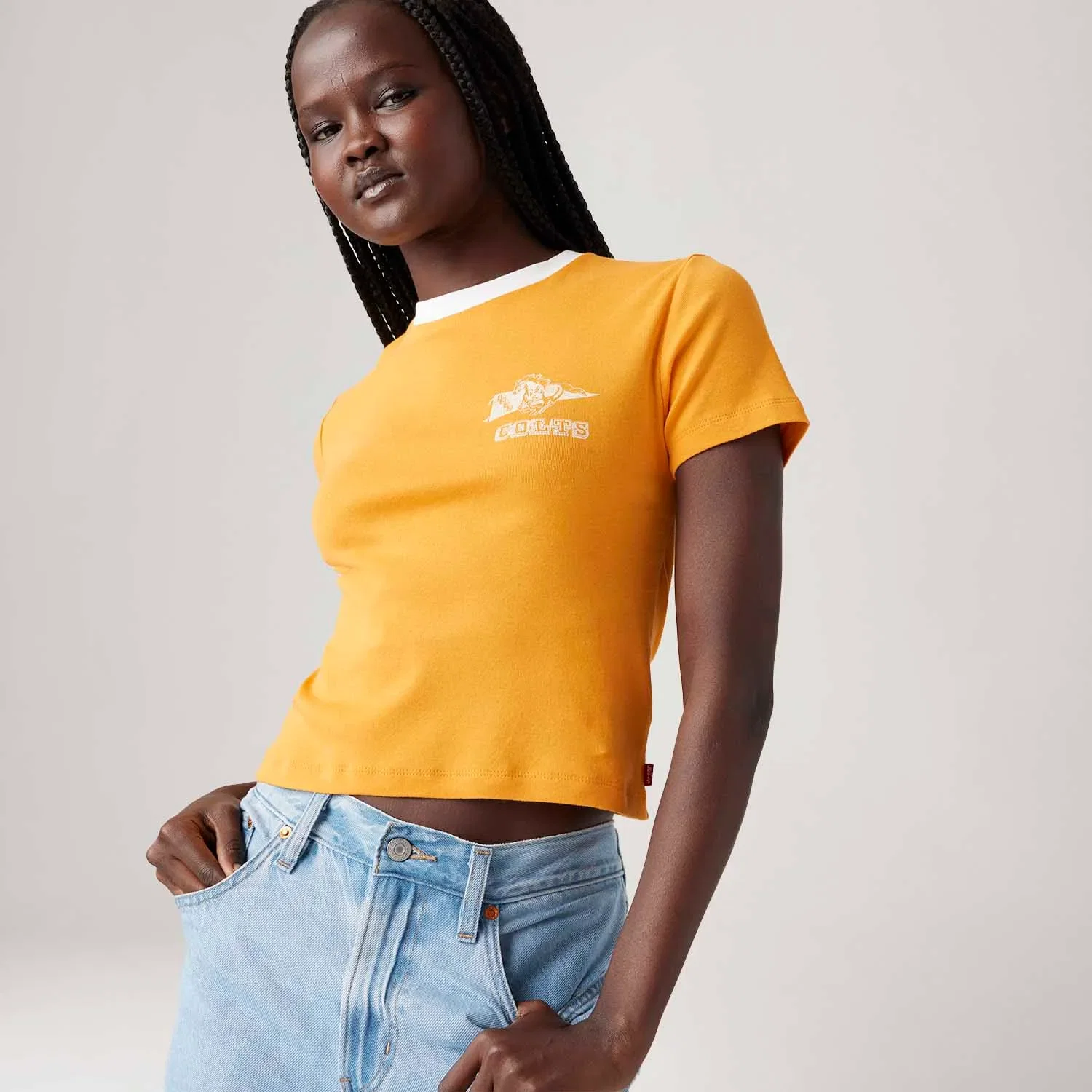 Camiseta Levi's® Essential Sporty Amarela Manga Curta — imagem 1