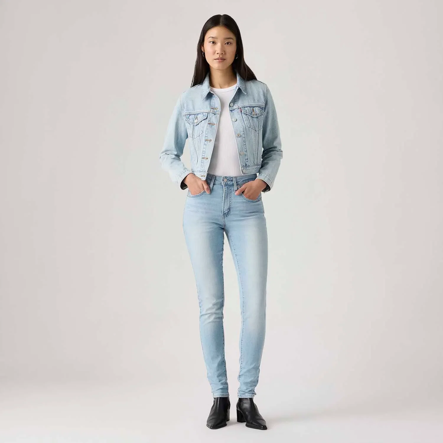 Calça Jeans Levi's® 721® High Rise Skinny Lavagem Clara — imagem 1