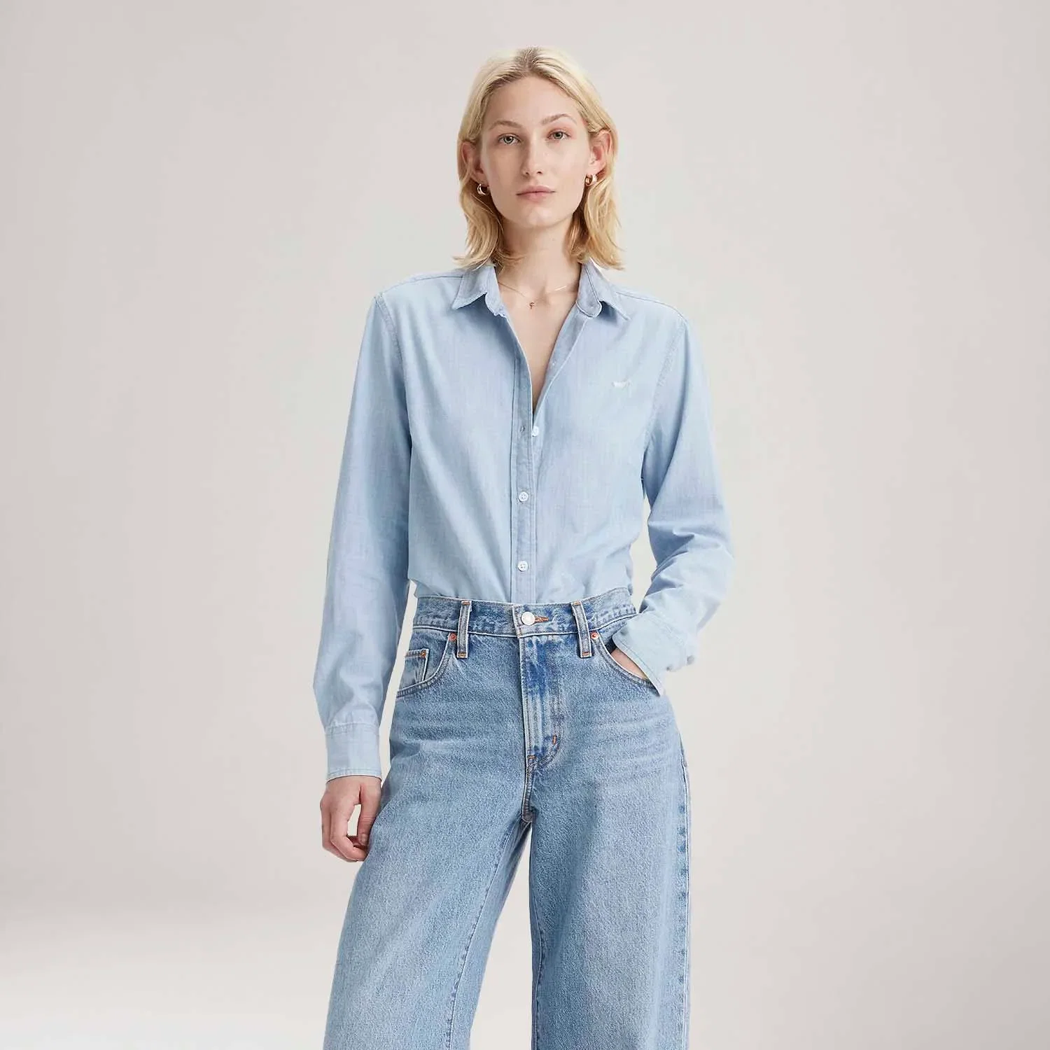 Camisa Levi's® The Classic Lavagem Média Manga Longa — imagem 1
