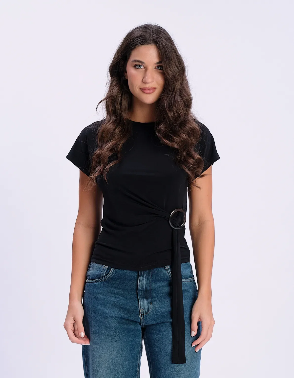 Blusa Manga Curta Detalhe Faixa e Fivela - Preto — imagem 1