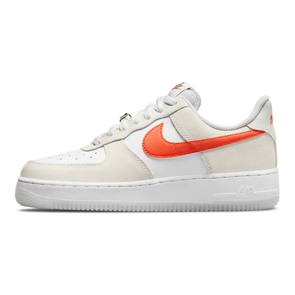Tênis Nike Air Force 1 07 SE Feminino — imagem 1
