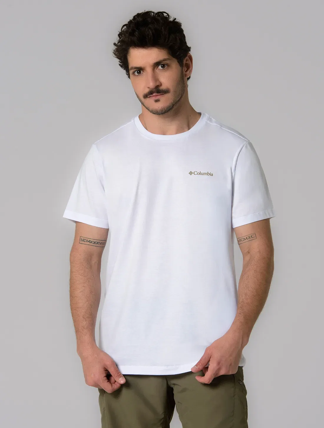 Camiseta Columbia Masculina Button Badge — imagem 1