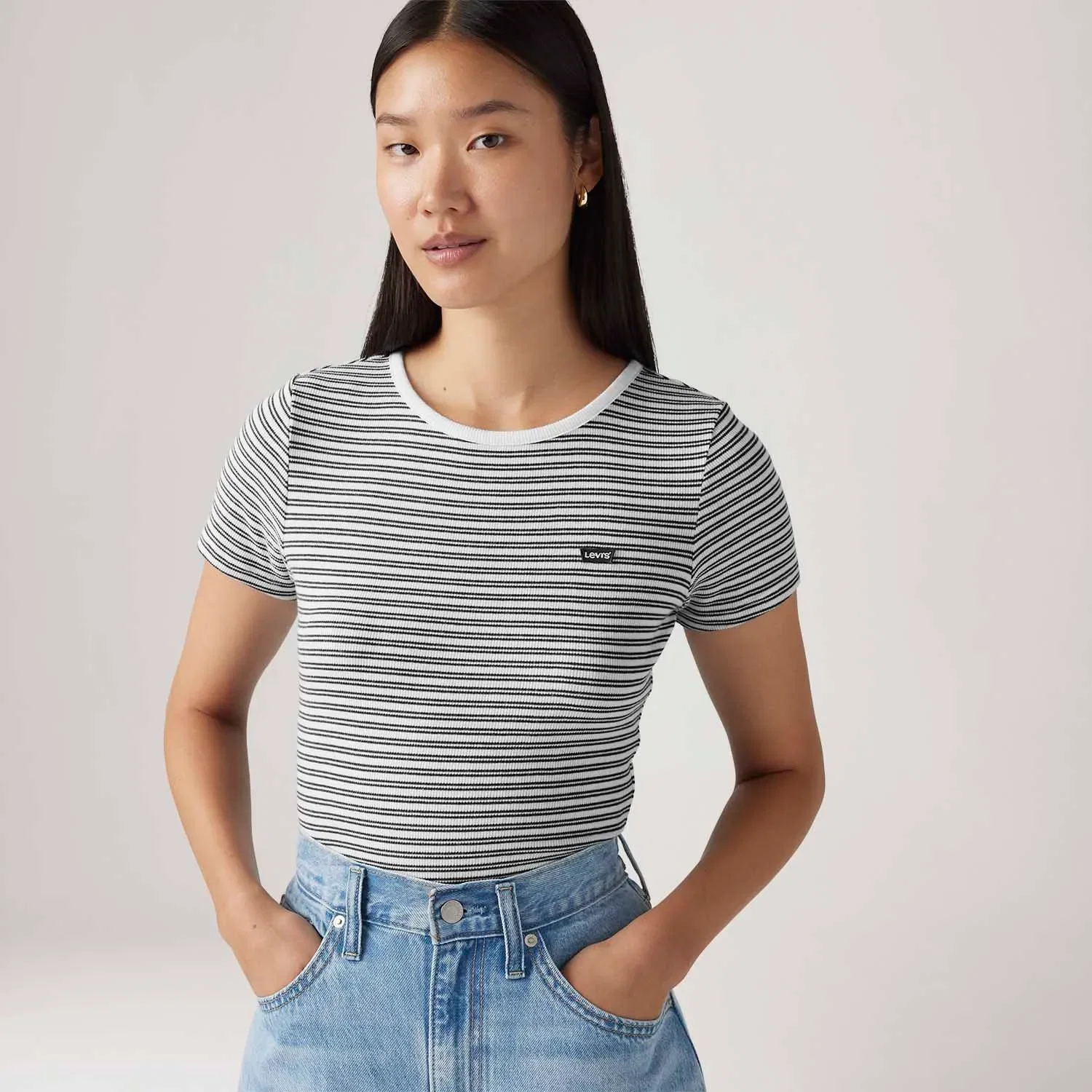 Camiseta Levi's® Hayes Preta Manga Curta — imagem 1