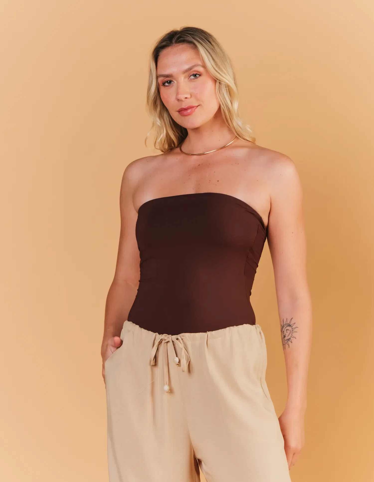 Blusa Poliamida Sem Alças - Marrom