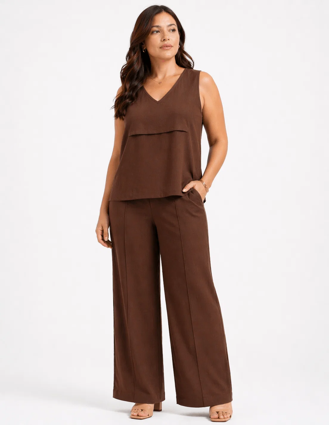 Calça Pantalona Alfaiataria Bolsos - Marrom — imagem 1