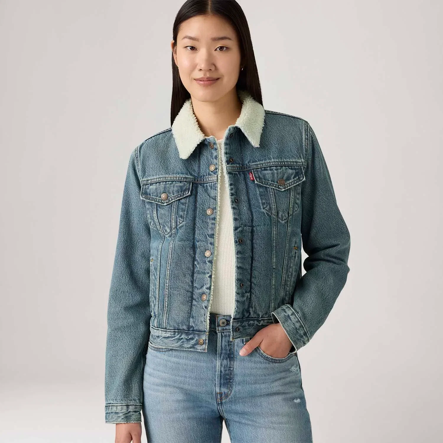 Jaqueta Jeans Levi's® Trucker Sherpa Original Lavagem Média — imagem 1