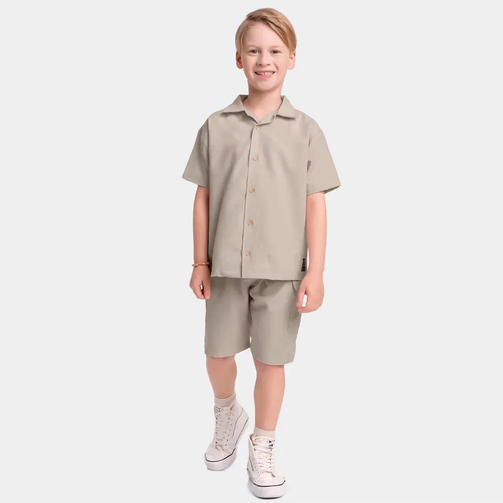 Conjunto camisa e bermuda com bolso em tecido ecotex — imagem 1